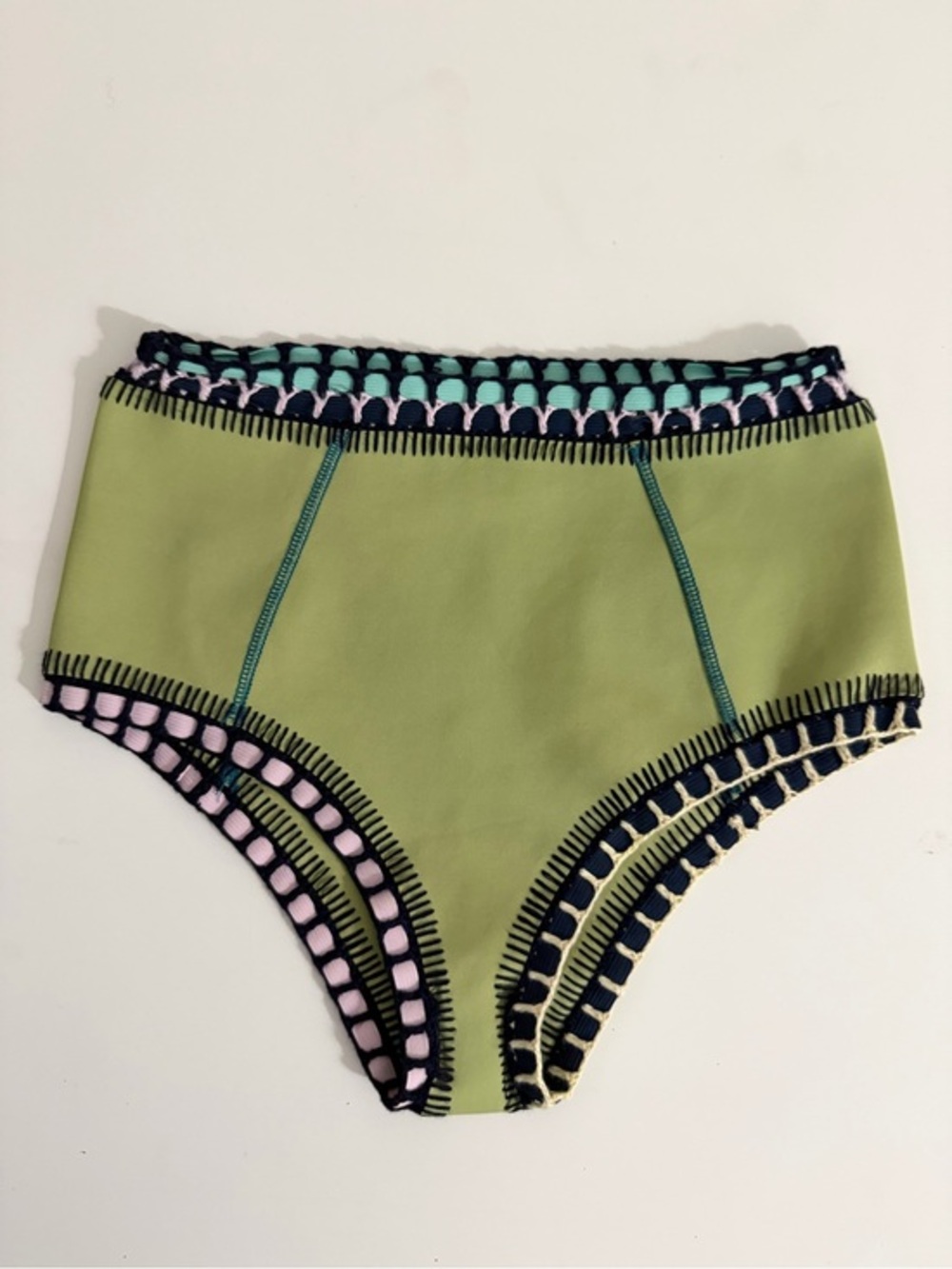 Kiini Green High-Waist Swim Bottoms with Contrast Trim